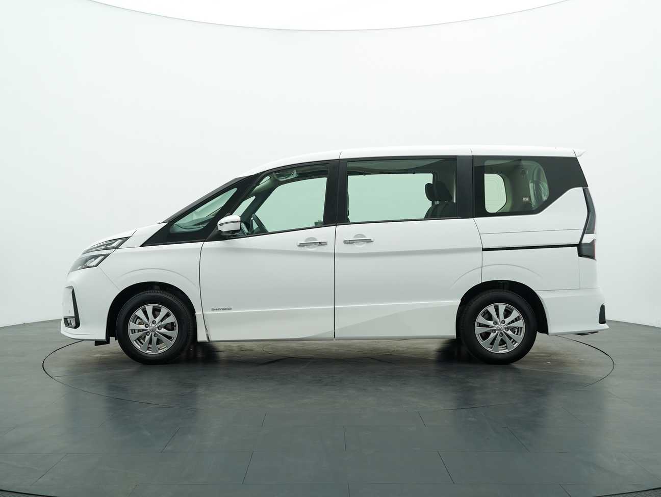 used 2024 Nissan Serena S-Hybrid High-Way Star 2.0