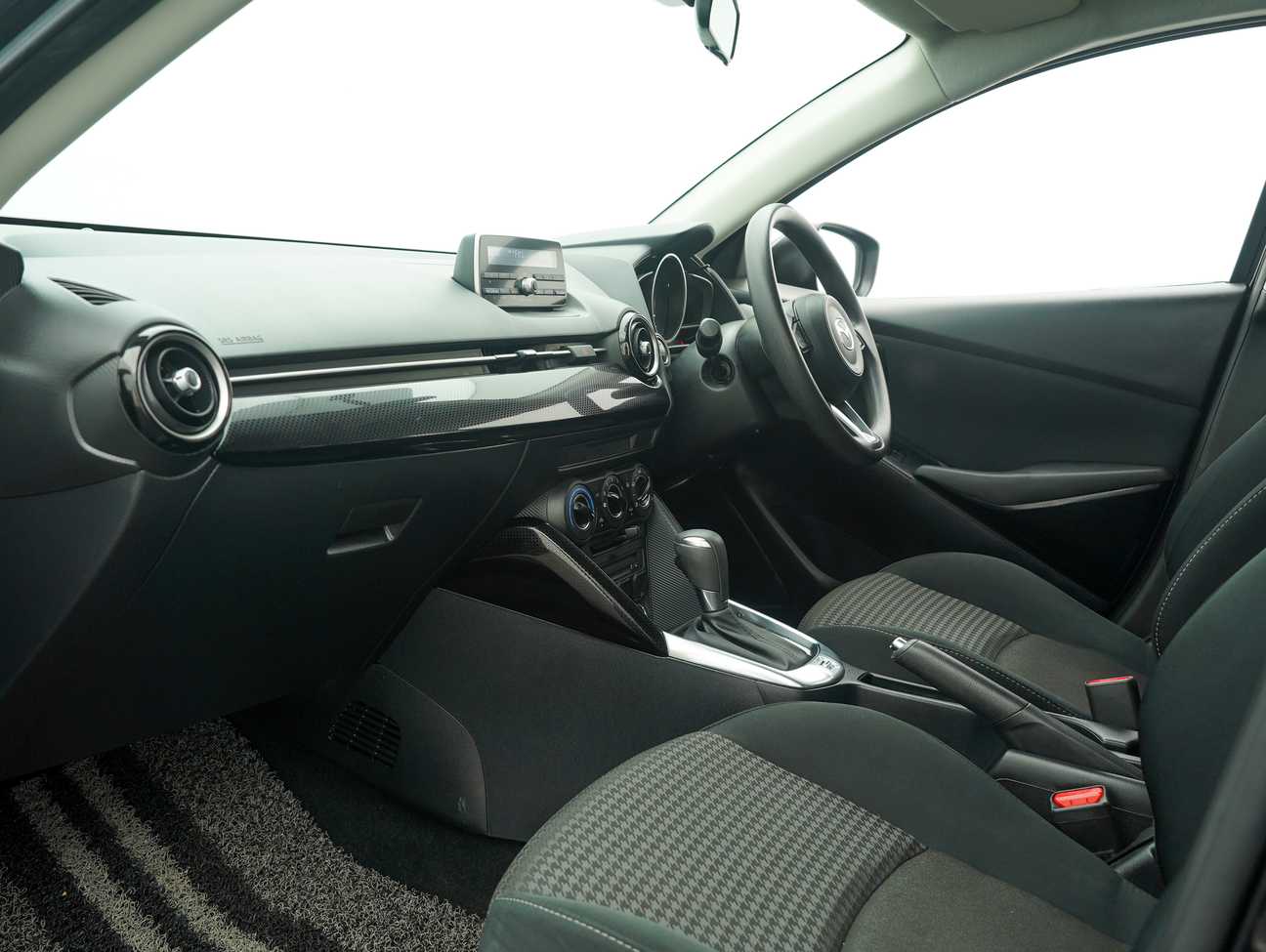 terpakai 2019 Mazda 2 SKYACTIV-G Mid Spec 1.5