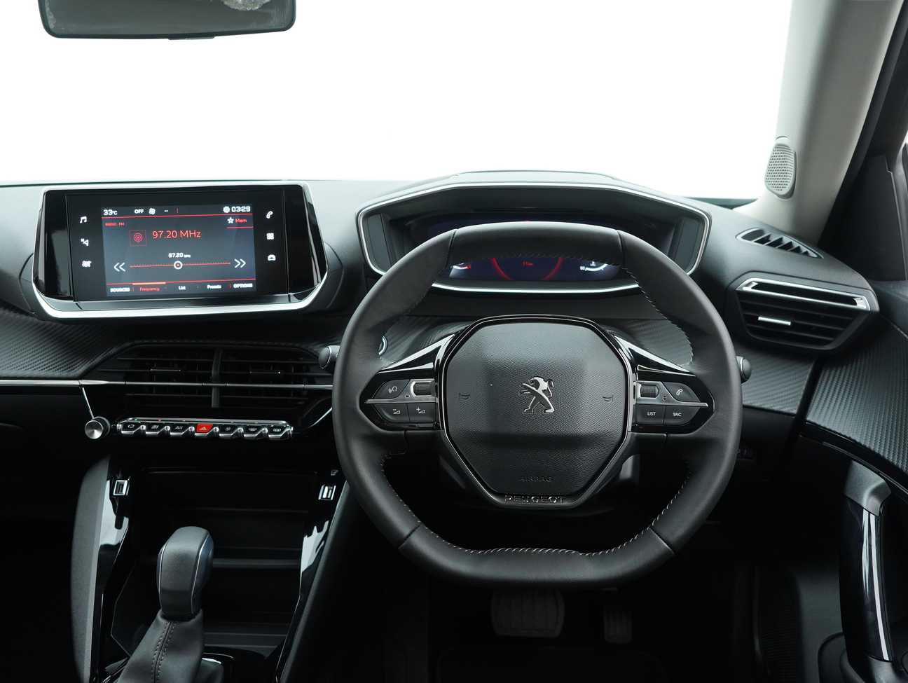 used 2025 Peugeot 2008 Allure 1.2