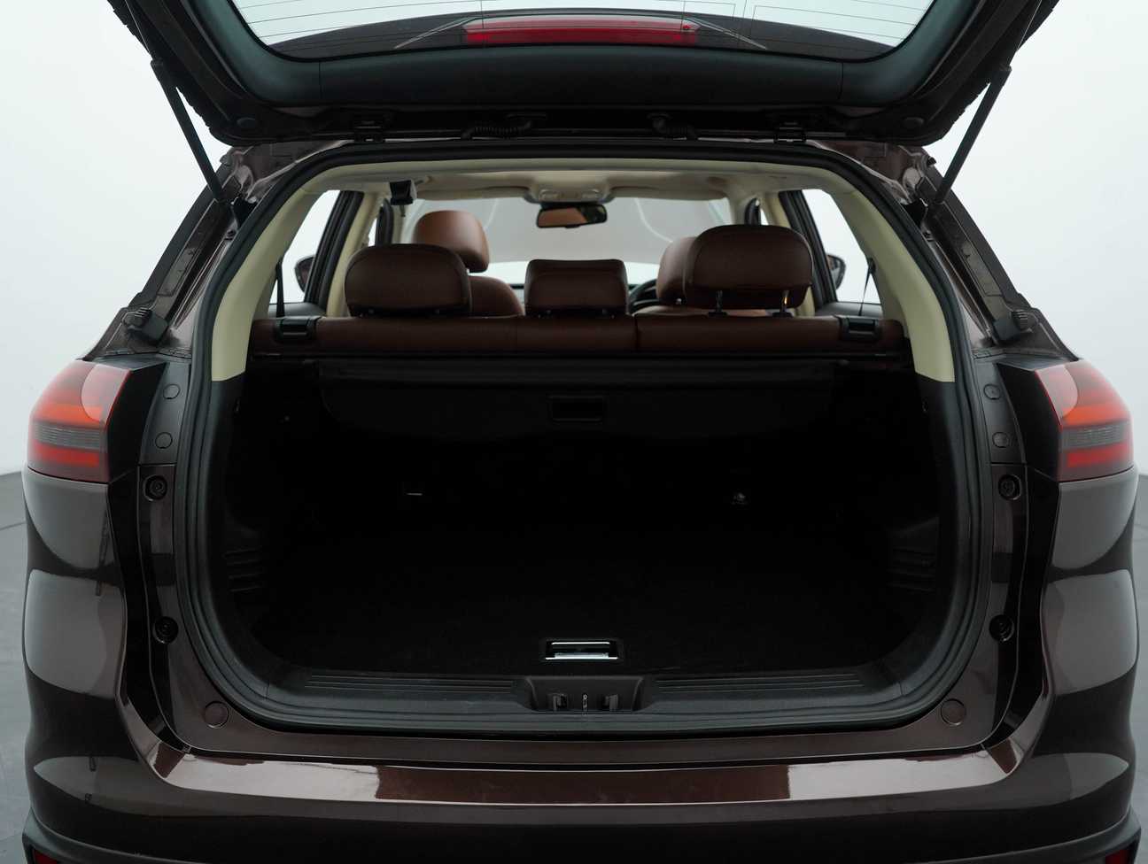 used 2019 Proton X70 Premium 1.8