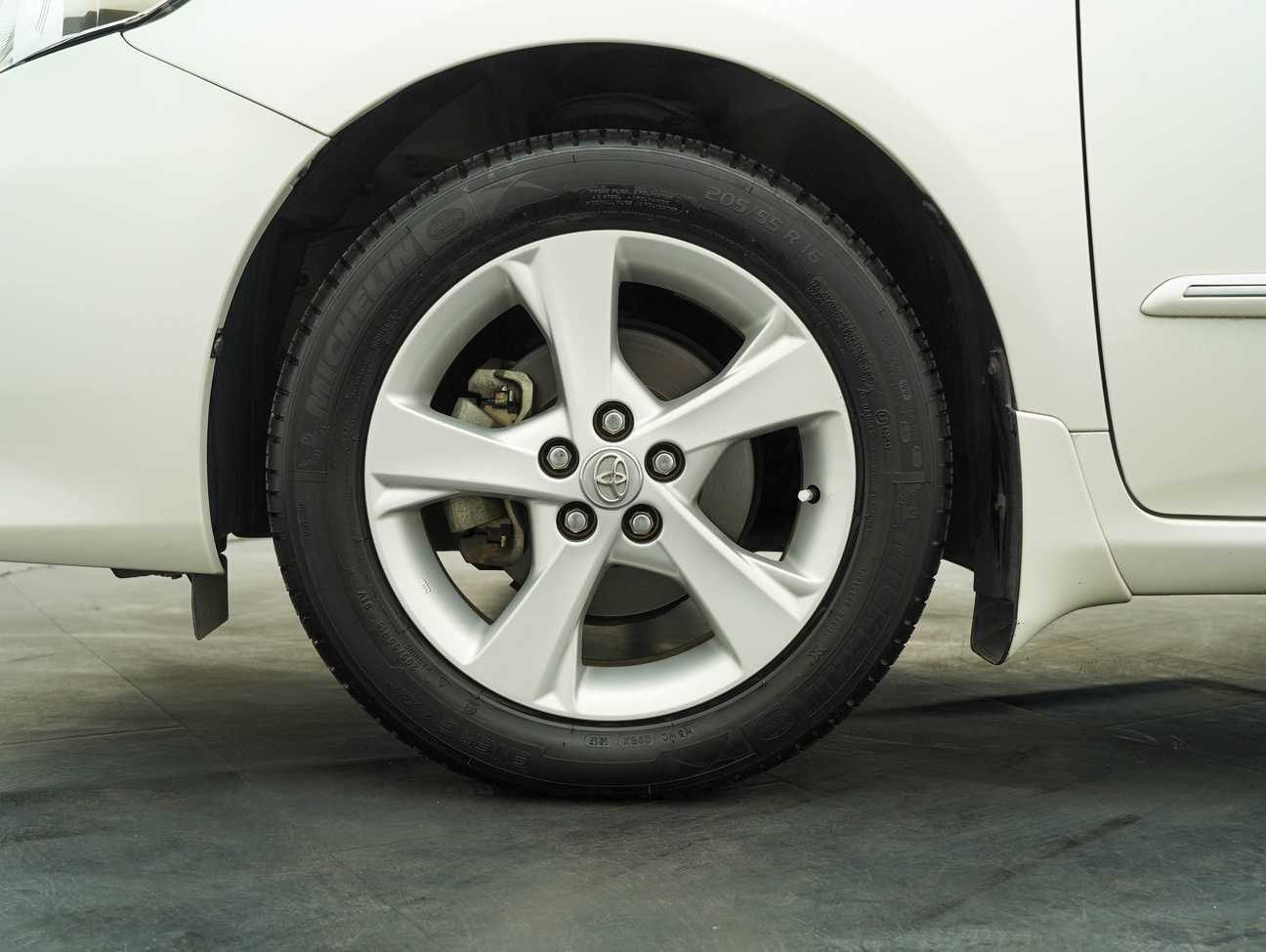 used 2012 Toyota Corolla Altis G 1.8