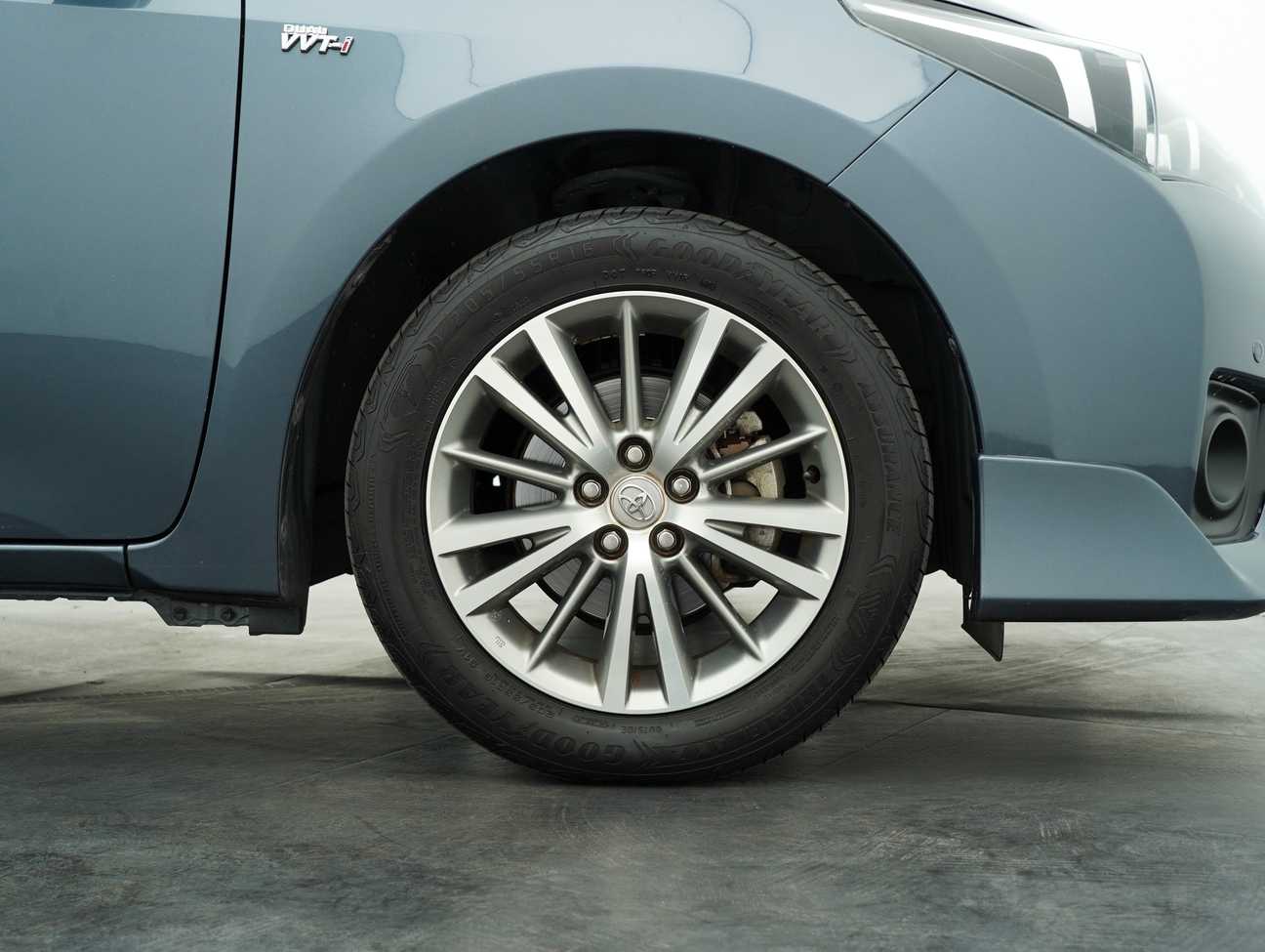 used 2015 Toyota Corolla Altis G 1.8