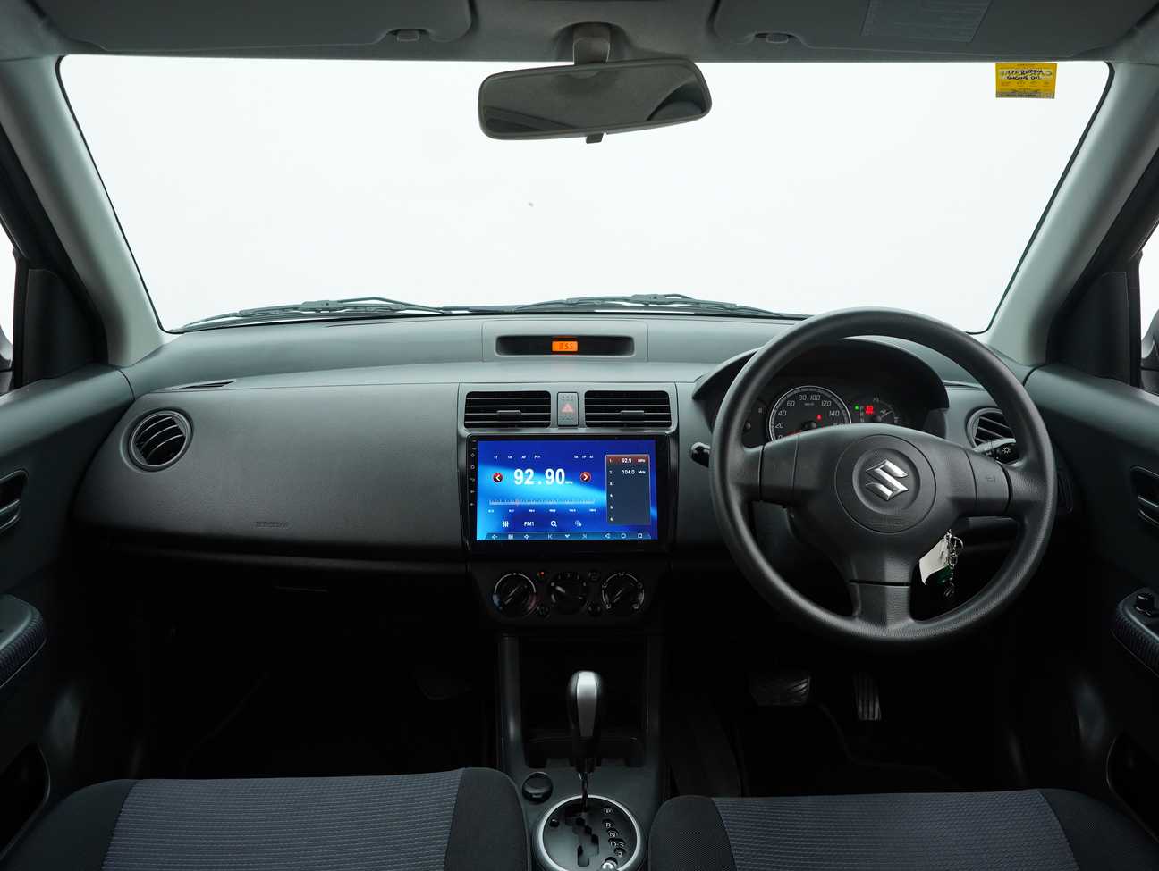 terpakai 2012 Suzuki Swift GX 1.5