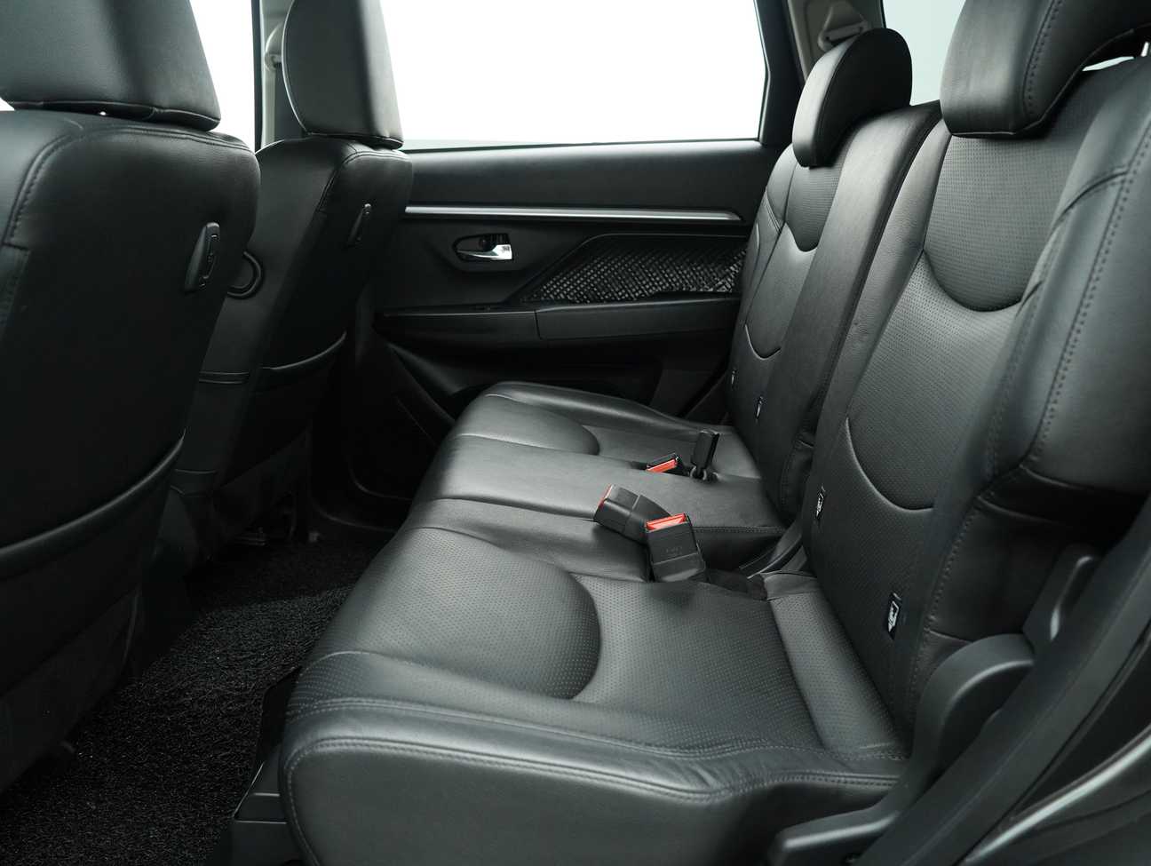 used 2020 Perodua Aruz AV 1.5