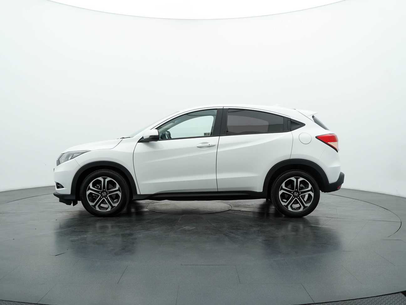 terpakai 2018 Honda HR-V i-VTEC E 1.8