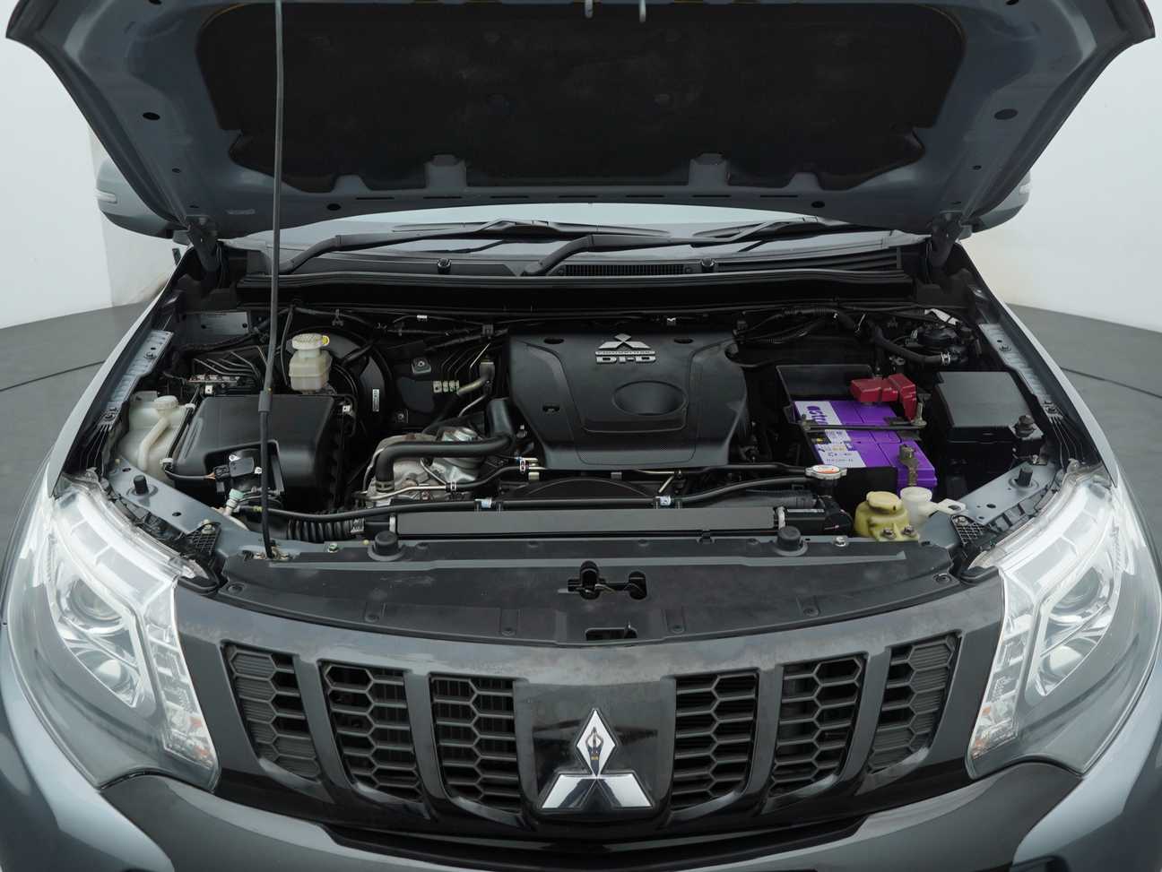 used 2018 Mitsubishi Triton VGT Athlete Dual Cab 4X4 2.4