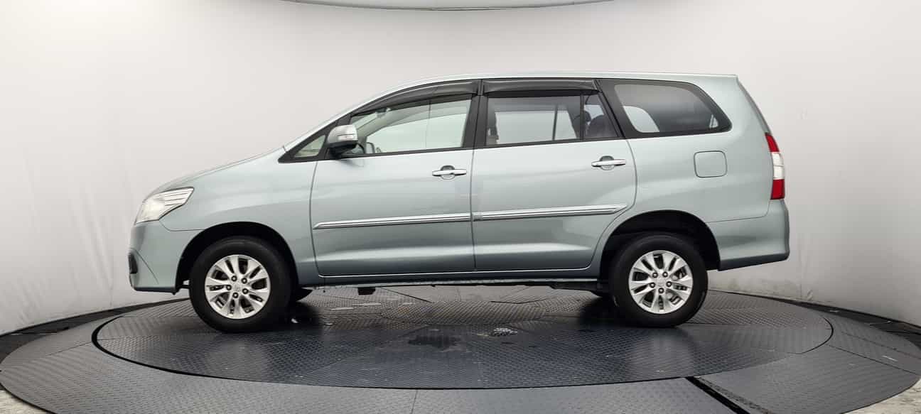 used 2014 Toyota INNOVA G 2.0