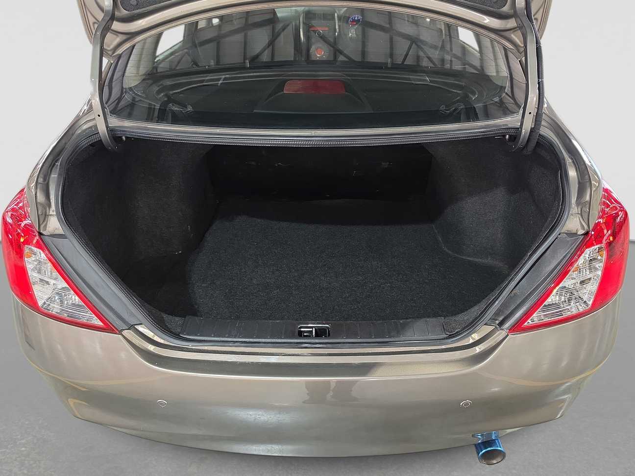 used 2013 Nissan Almera VL 1.5