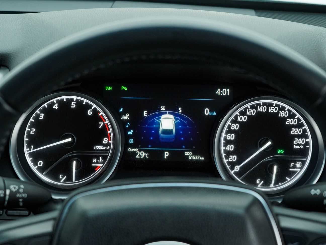 used 2021 Toyota Camry V 2.5