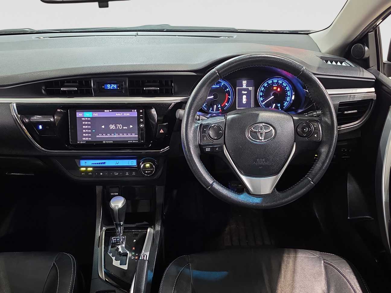 used 2016 Toyota Corolla Altis G 1.8