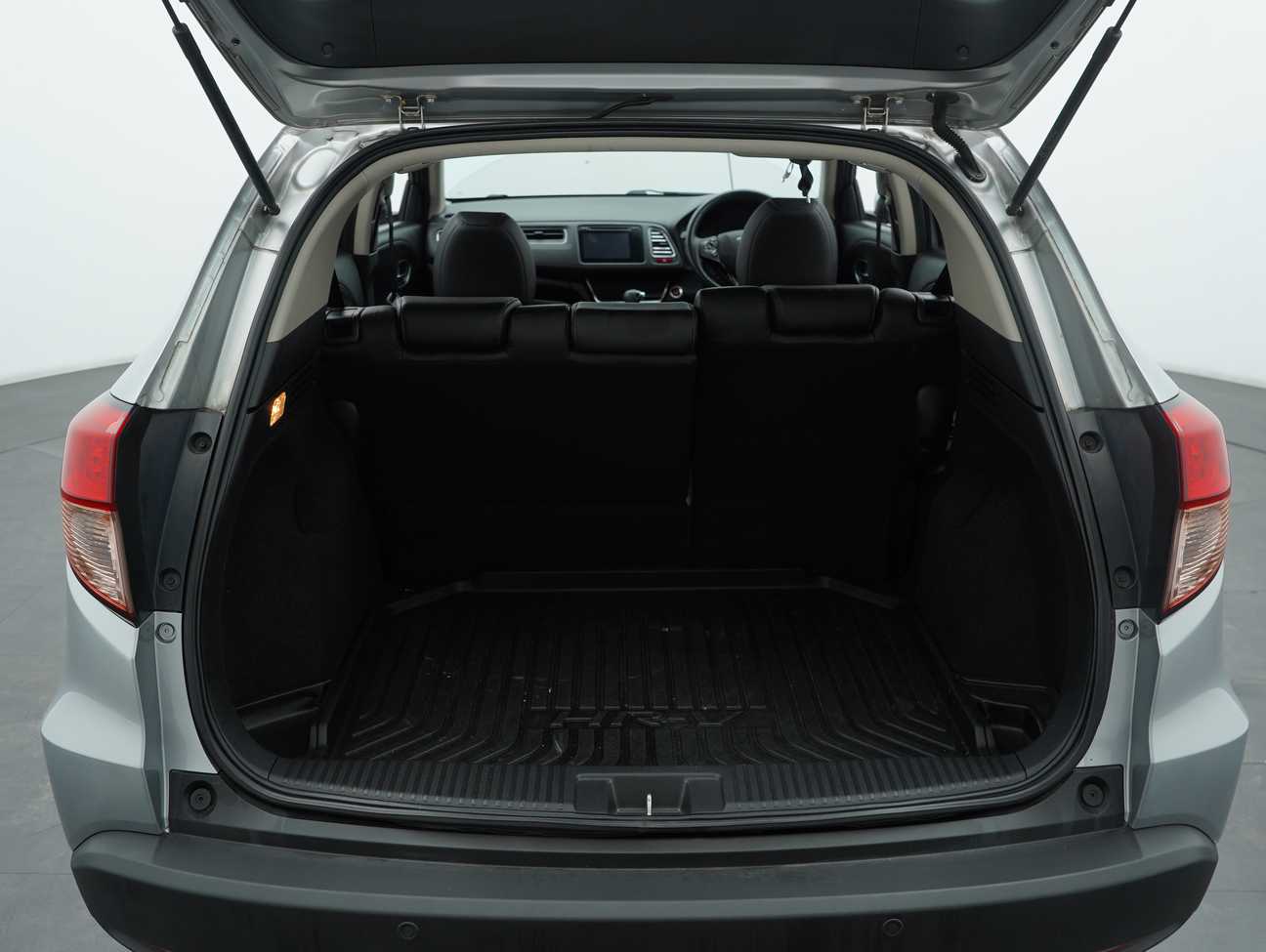 used 2015 Honda HR-V V 1.8