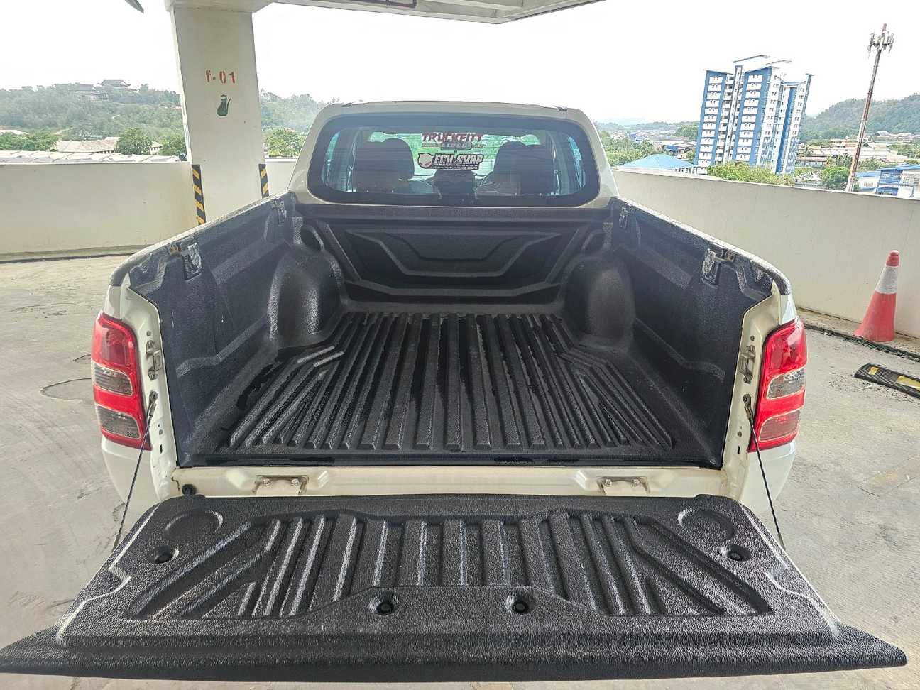 used 2016 Mitsubishi Triton Quest Dual Cab 2.5