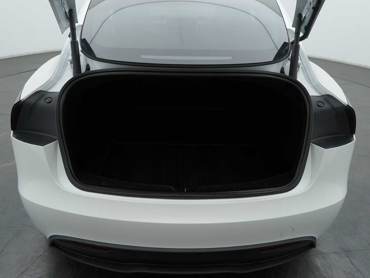 used 2024 Tesla Model 3 Standard Range 