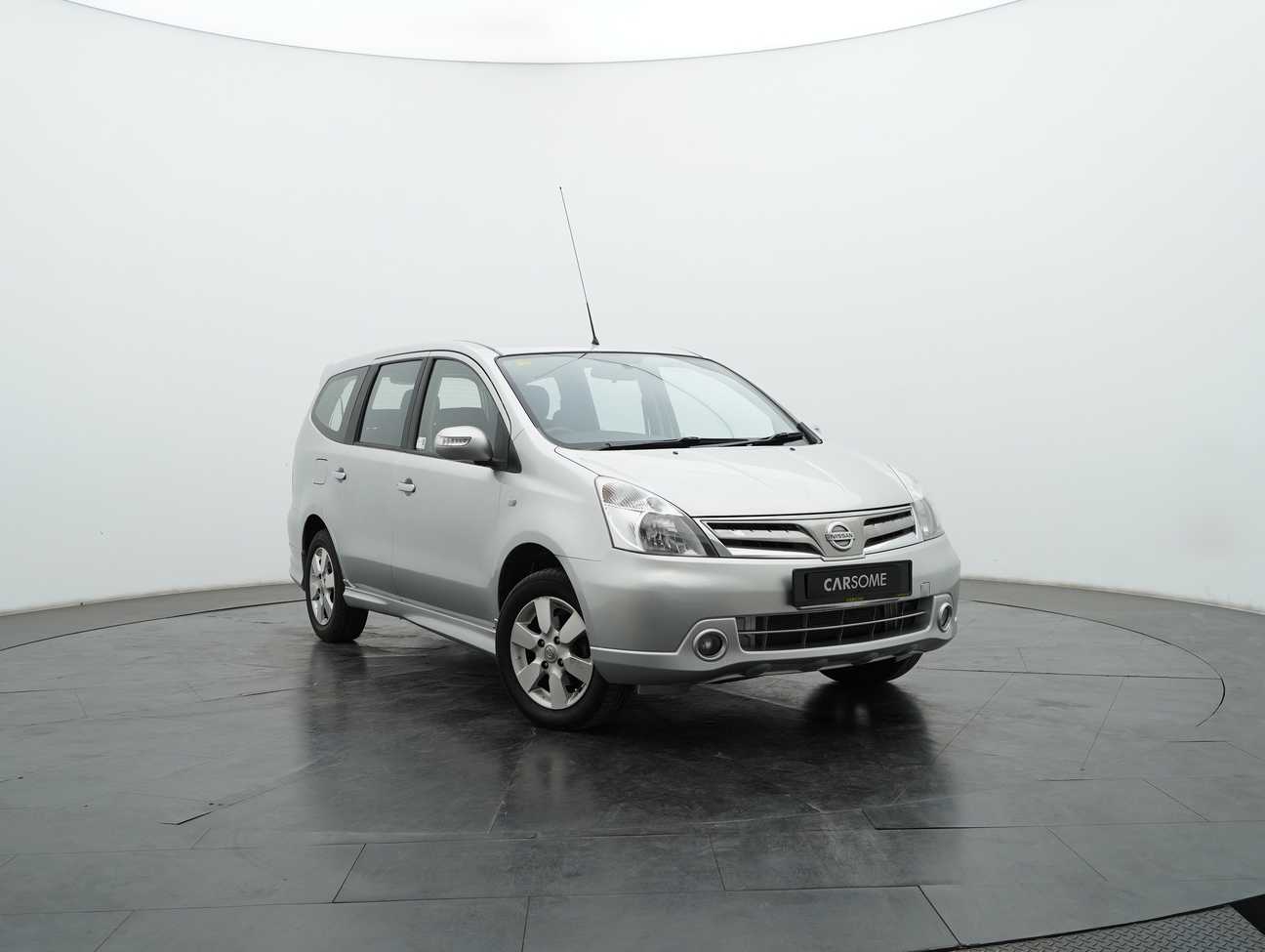 used 2013 Nissan Grand Livina CVTC Comfort 1.8
