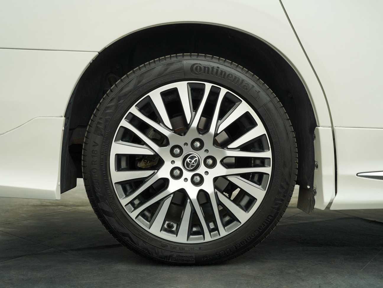 used 2017 Toyota Vellfire ZG 2.5