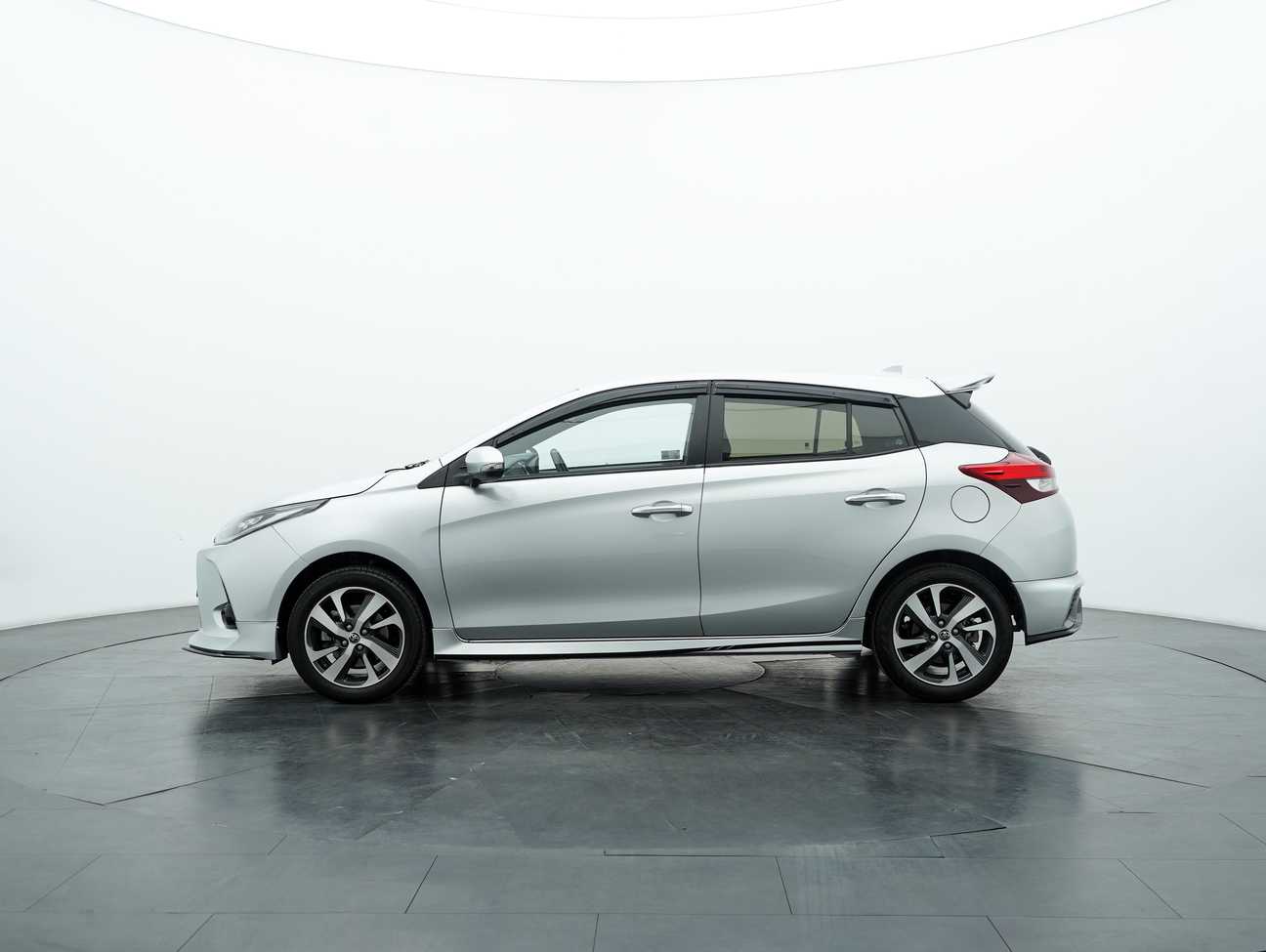 terpakai 2021 Toyota Yaris G 1.5