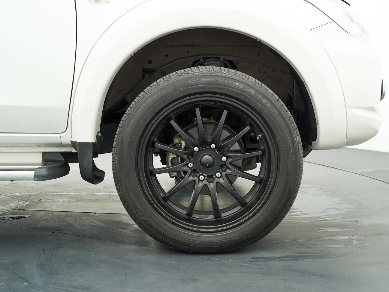 terpakai 2017 Mitsubishi TRITON VGT MS 4WD DC 2.4