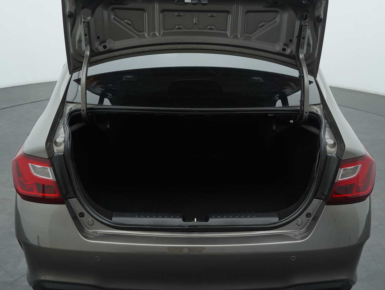 terpakai 2021 Proton Saga Standard 1.3