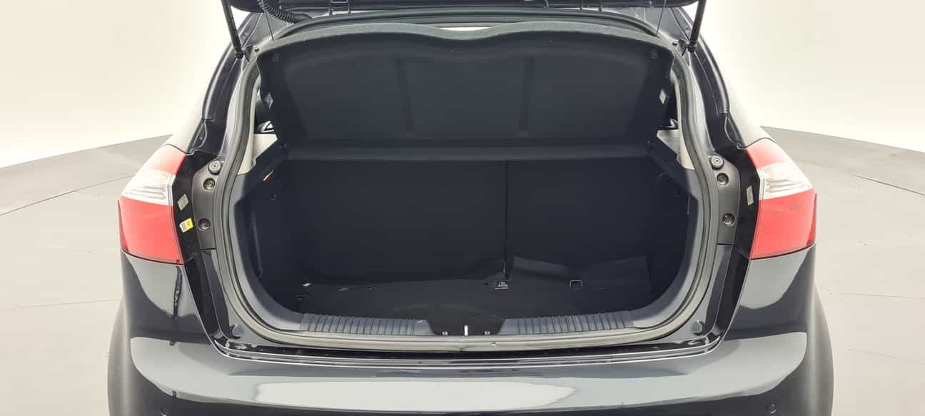 used 2014 Kia RIO UB 1.4