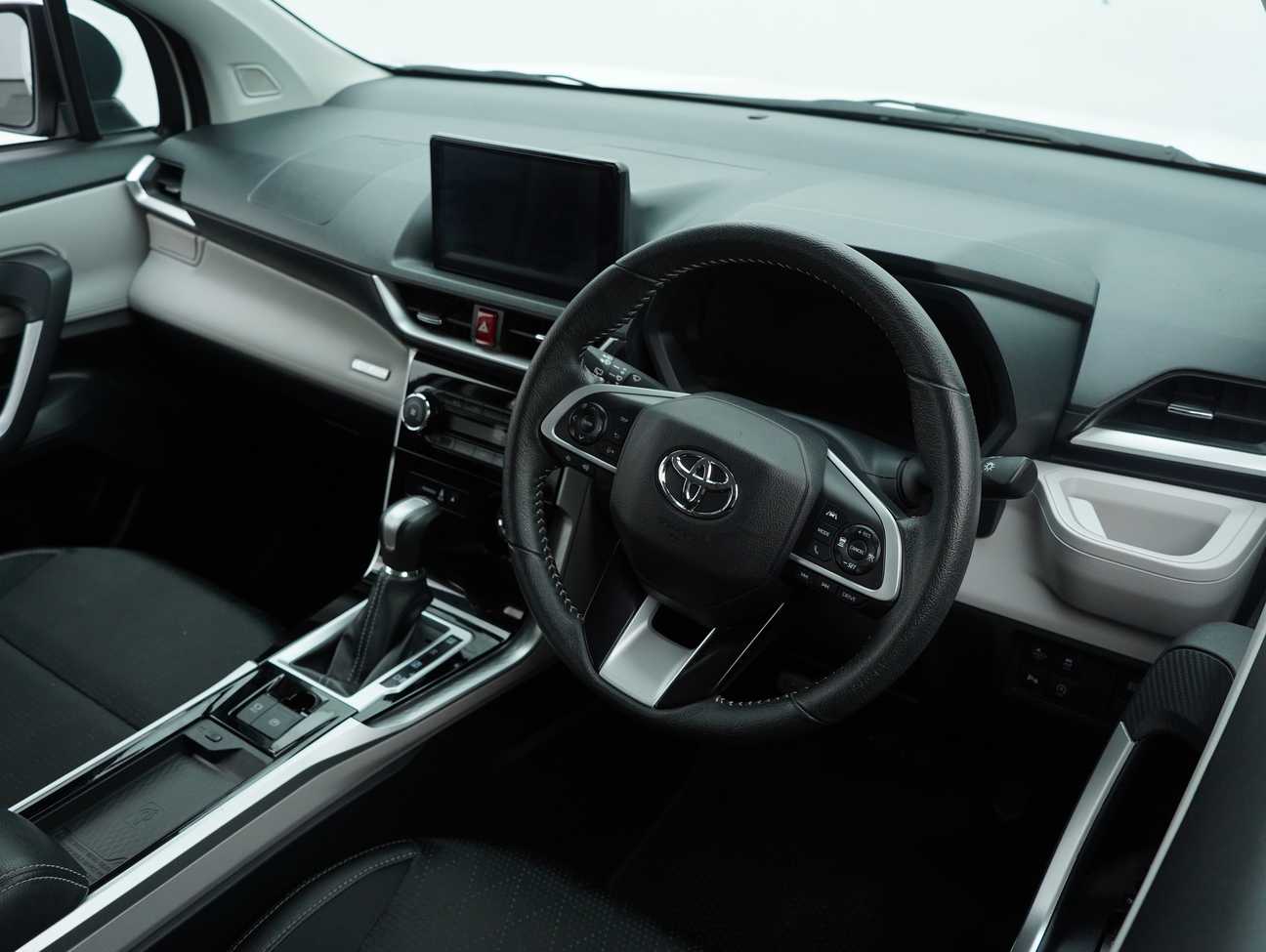 terpakai 2022 Toyota Veloz  1.5