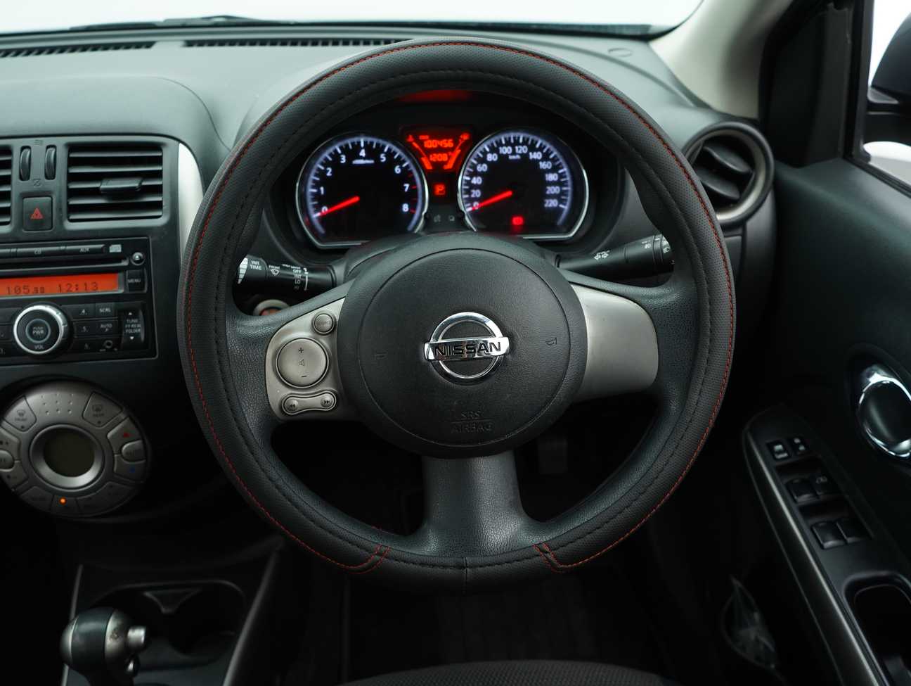 terpakai 2013 Nissan Almera VL 1.5