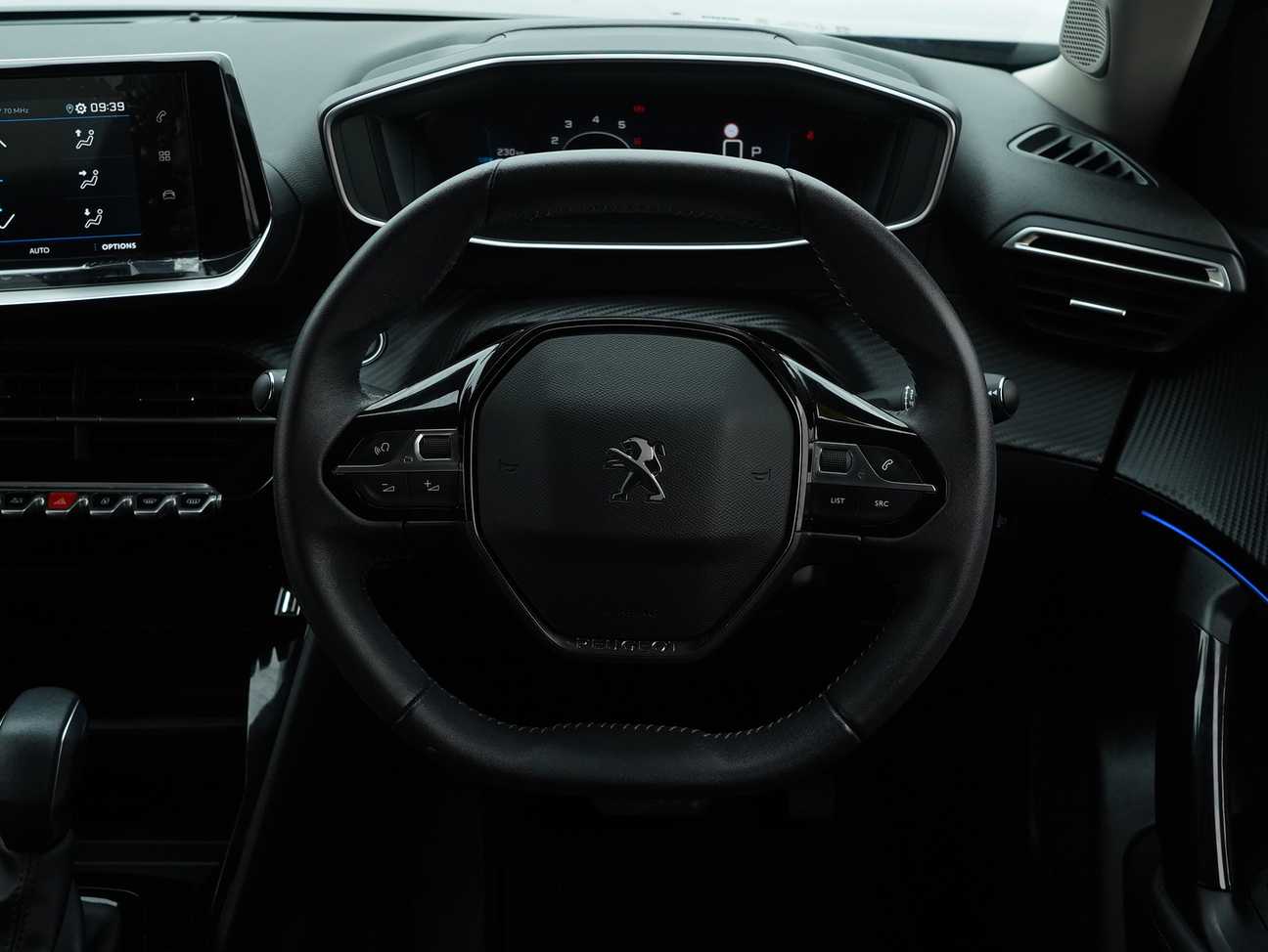 used 2023 Peugeot 2008 Allure 1.2