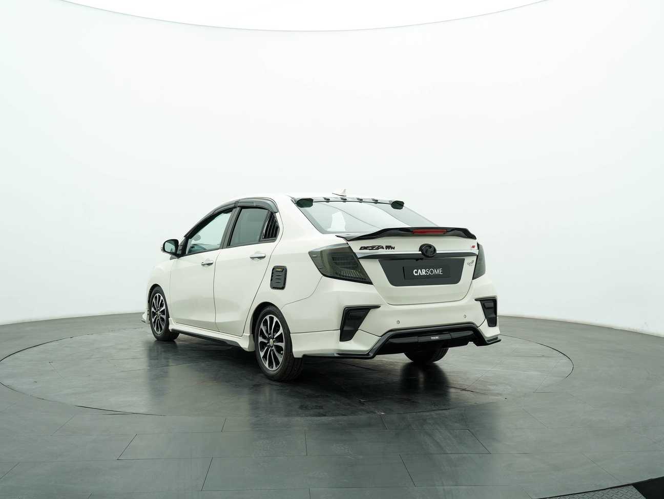 terpakai 2023 Perodua Bezza Advance 1.3