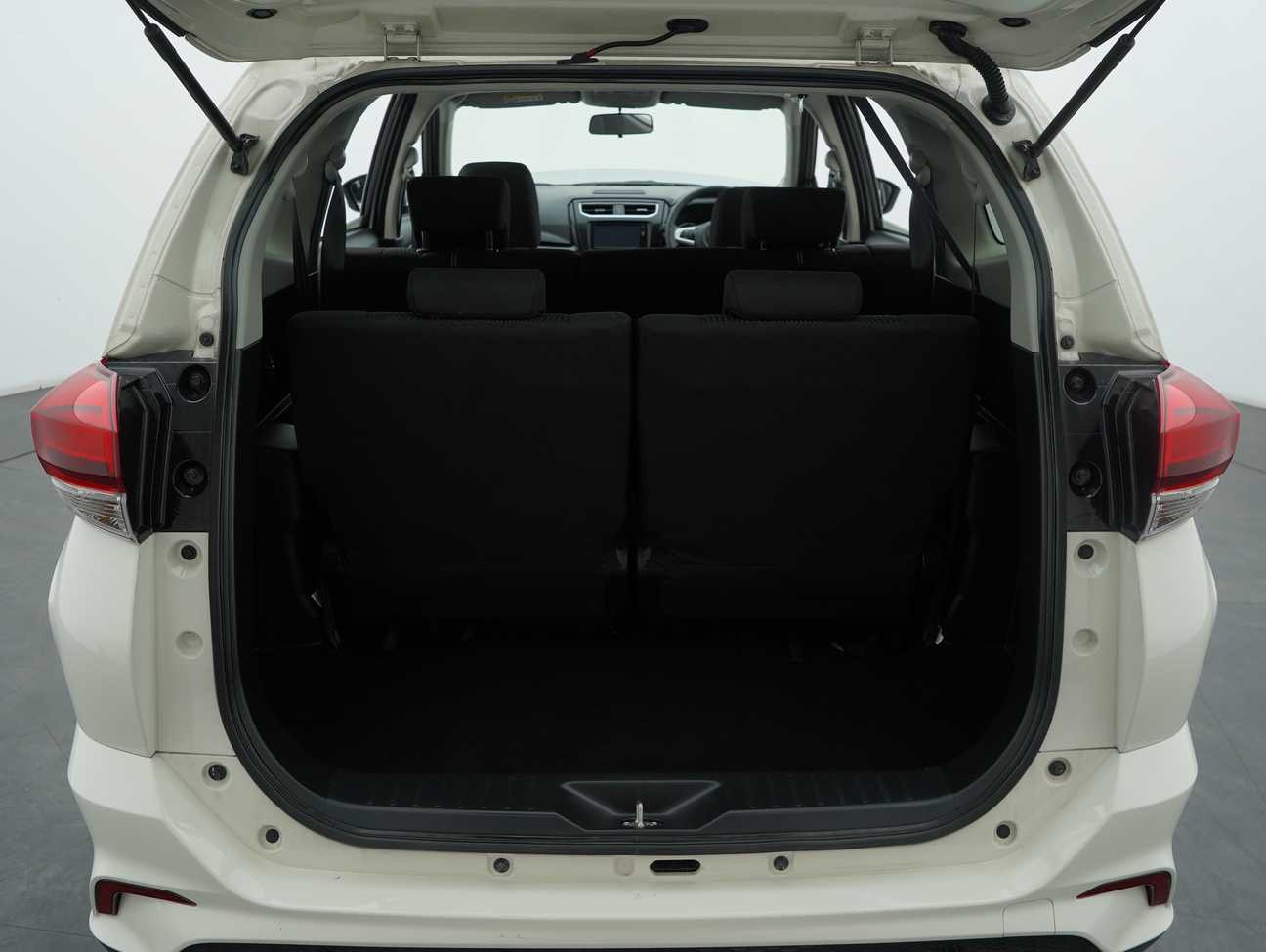 terpakai 2020 Perodua Aruz X 1.5