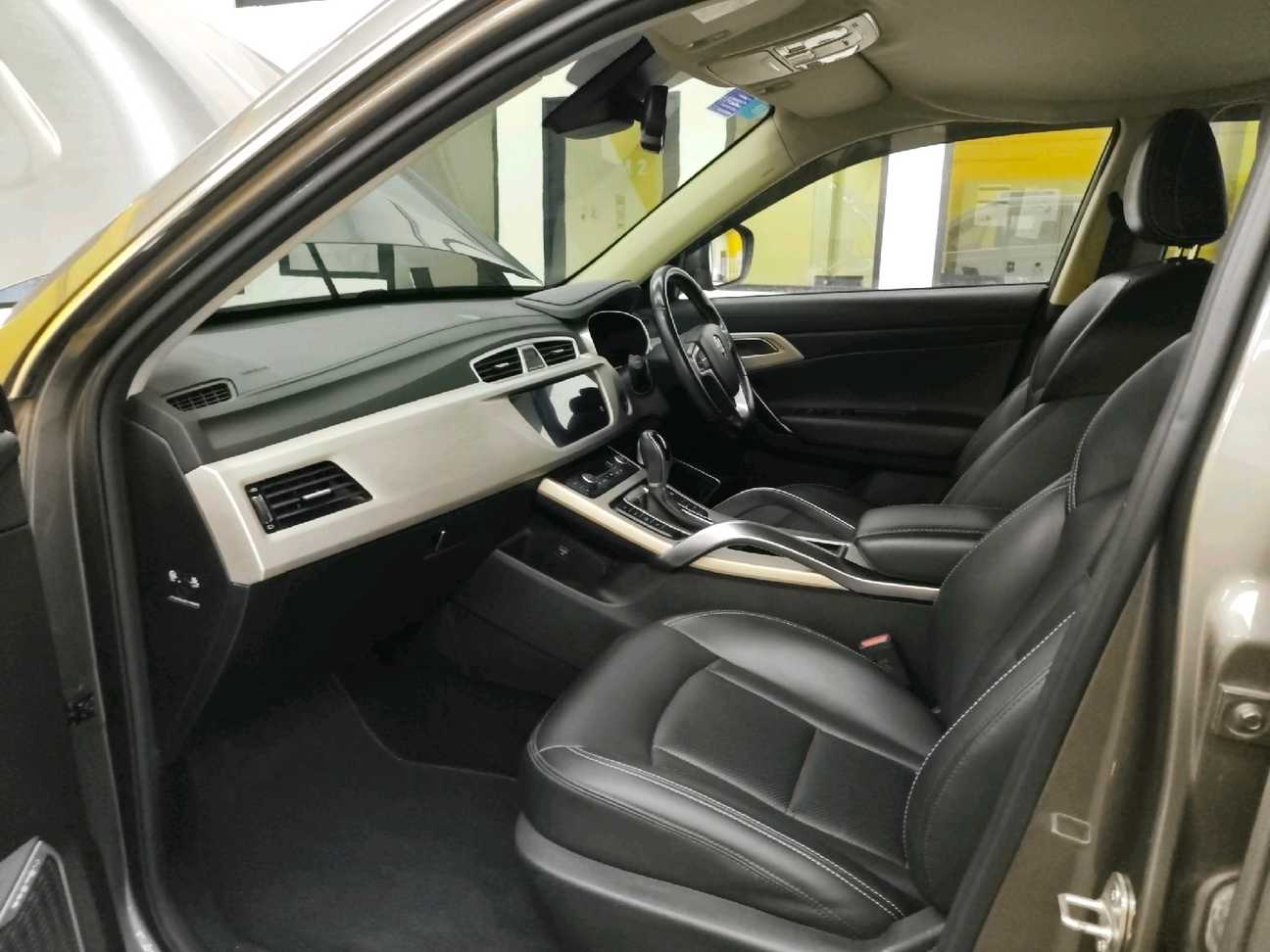 terpakai 2019 Proton X70 Executive 1.8