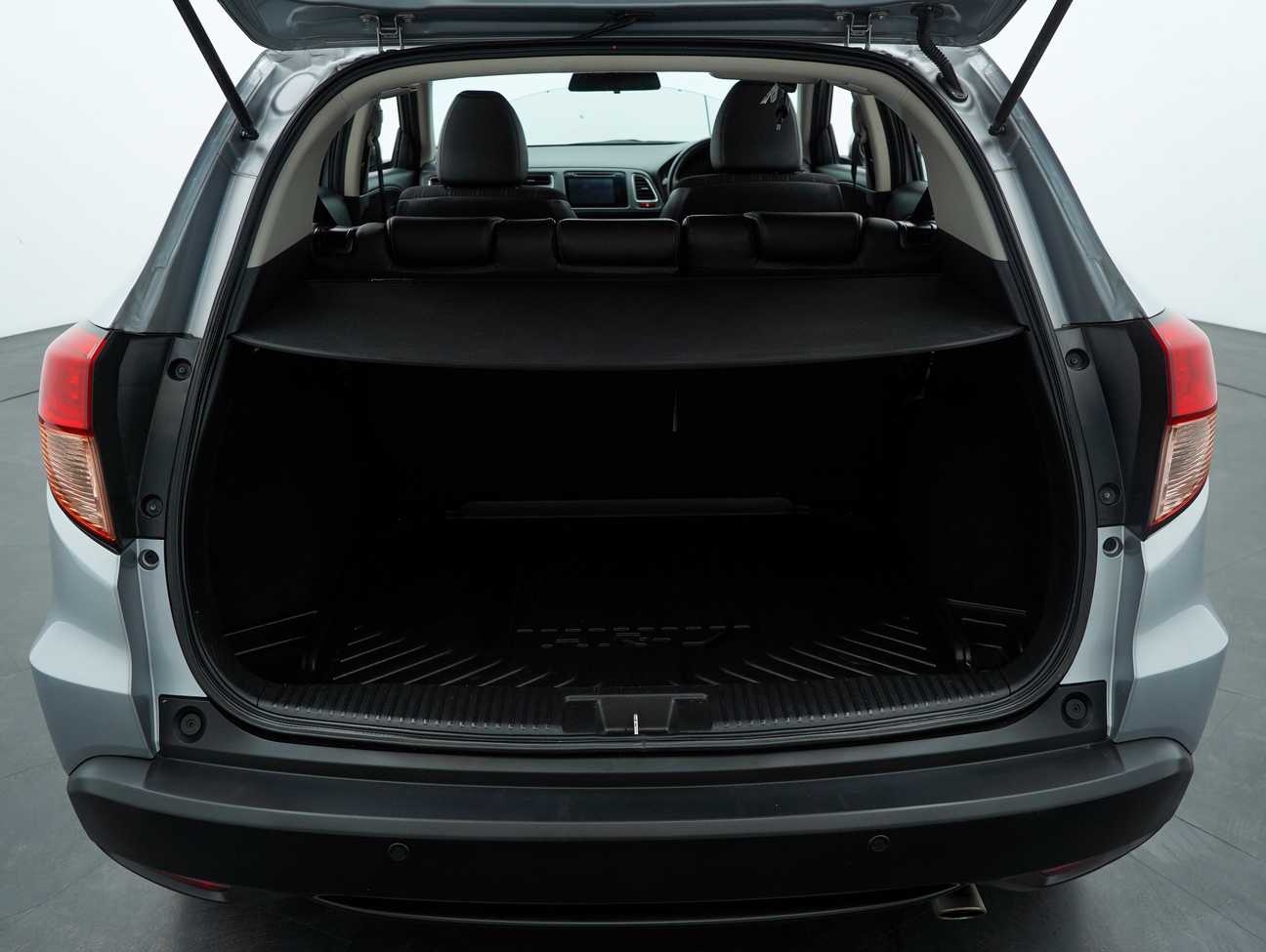 used 2017 Honda HR-V V 1.8