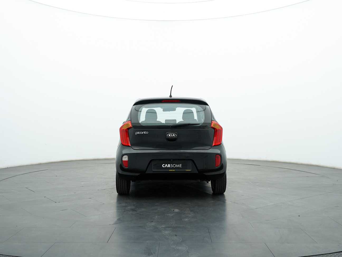 terpakai 2014 Kia Picanto  1.2
