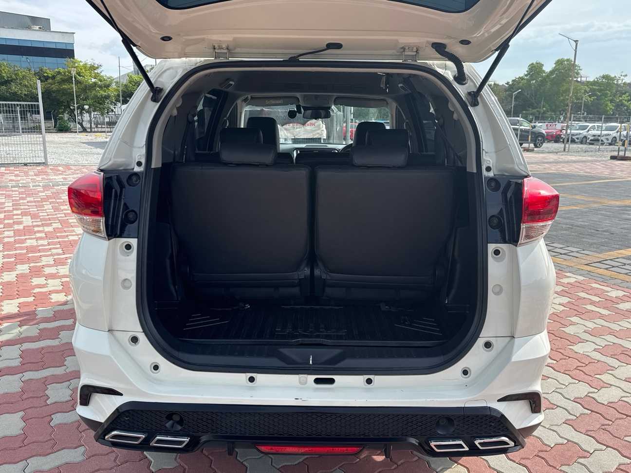 used 2022 Perodua Aruz AV 1.5