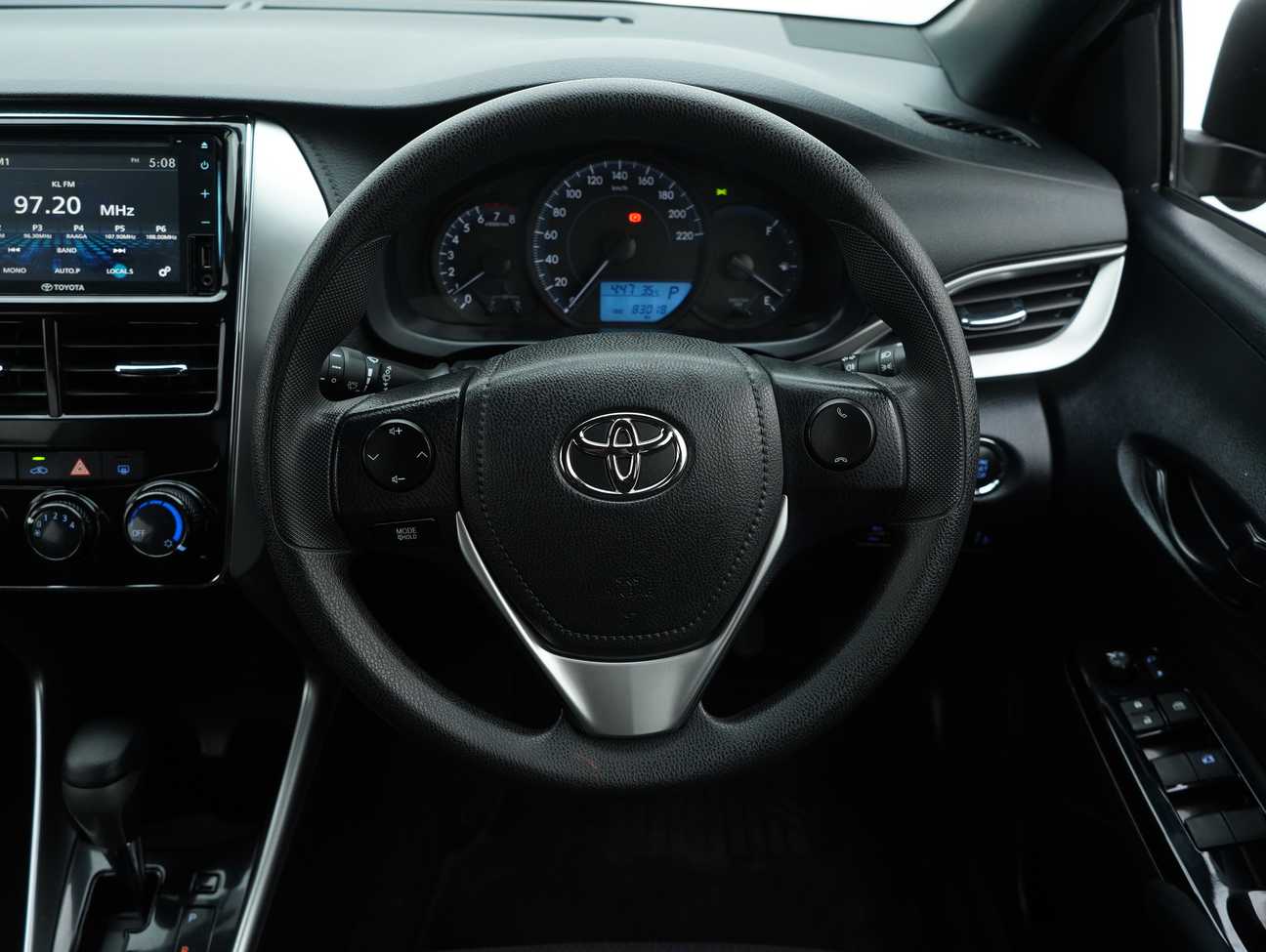 terpakai 2019 Toyota Yaris E 1.5