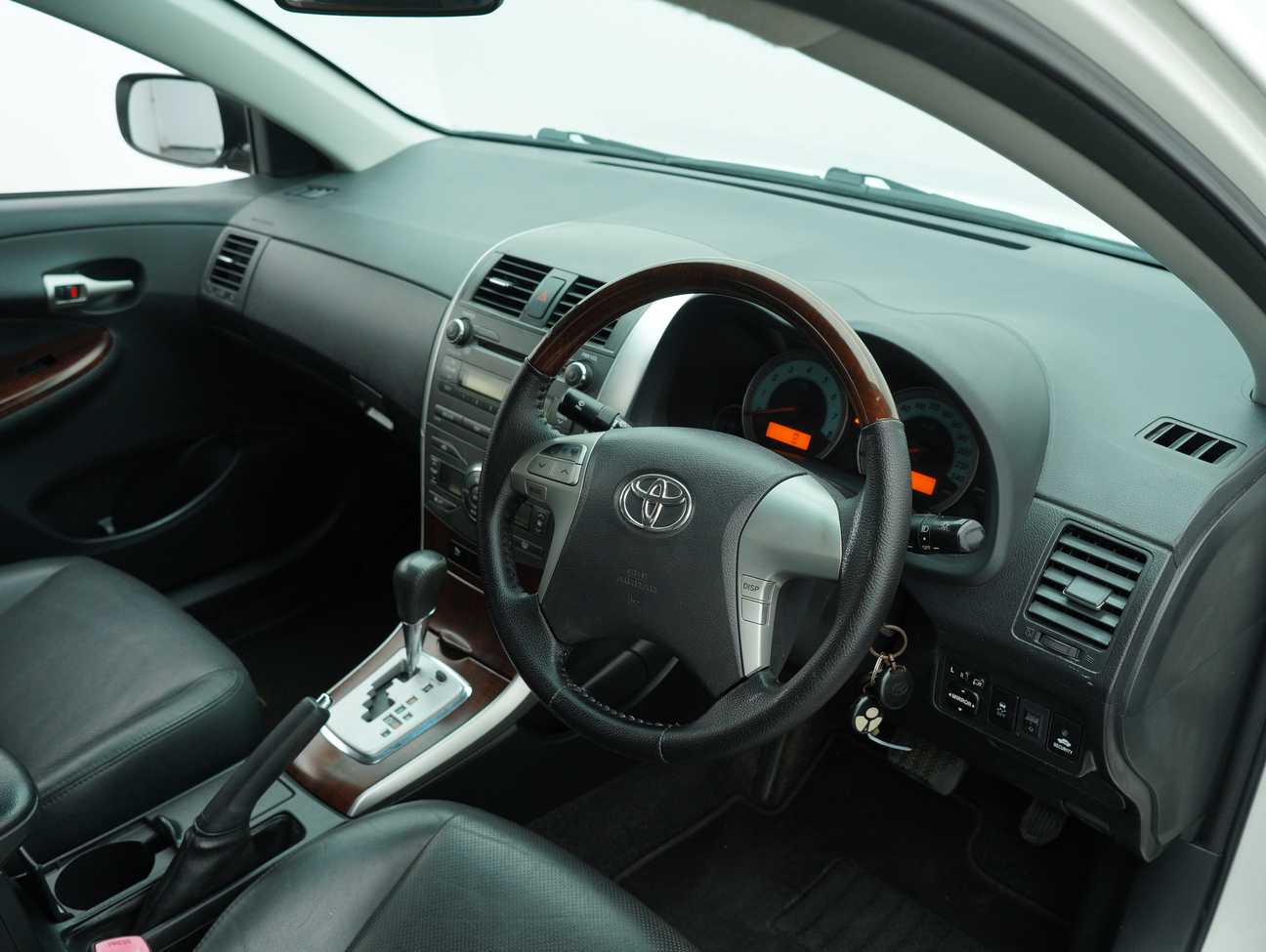 used 2013 Toyota Corolla Altis G 1.8