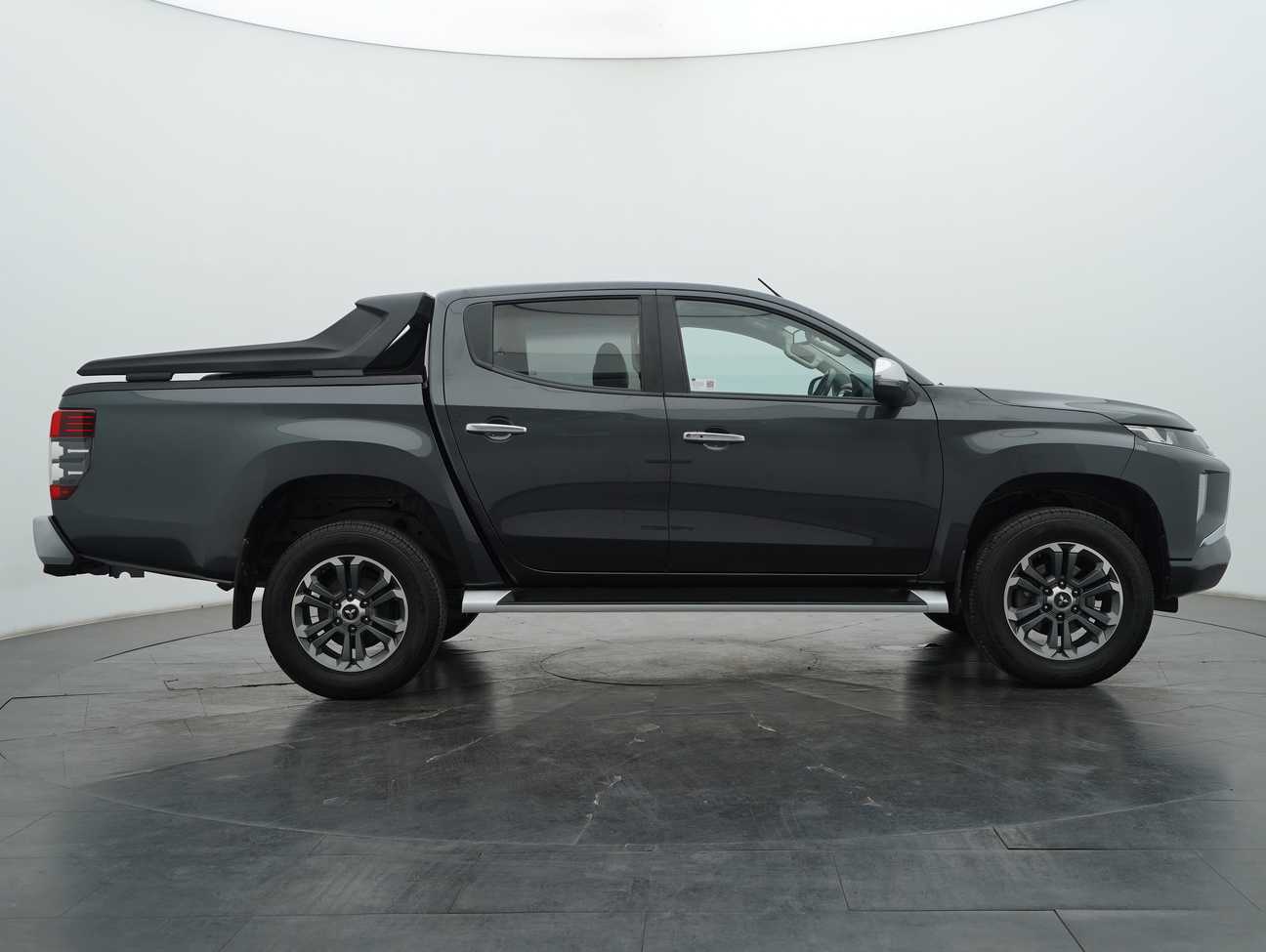 used 2021 Mitsubishi Triton VGT Premium Updated Spec Dual Cab 4X4 2.4