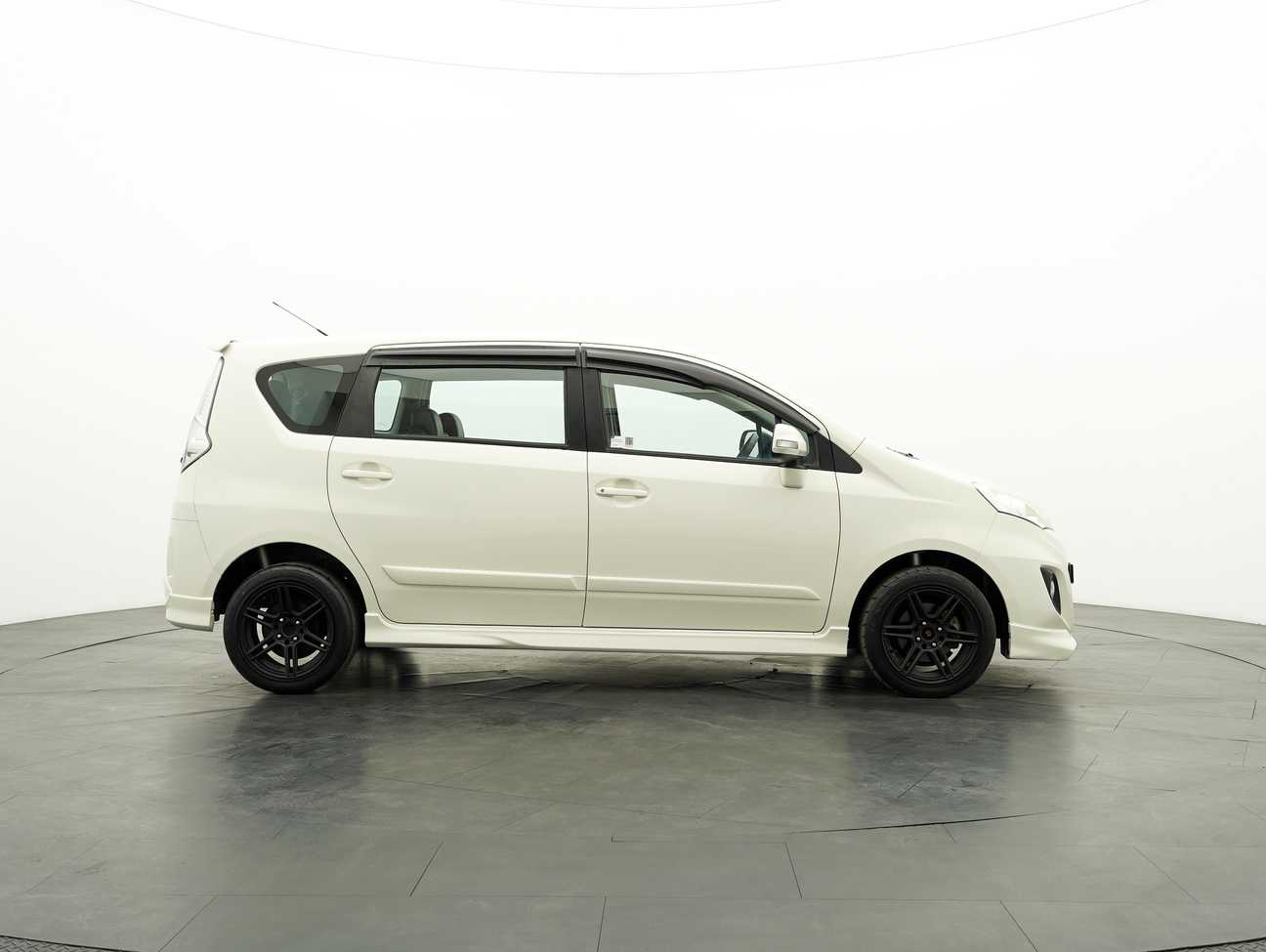 used 2014 Perodua Alza Advance 1.5