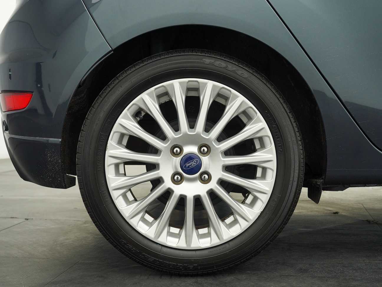 terpakai 2015 Ford Fiesta Sport 1.5