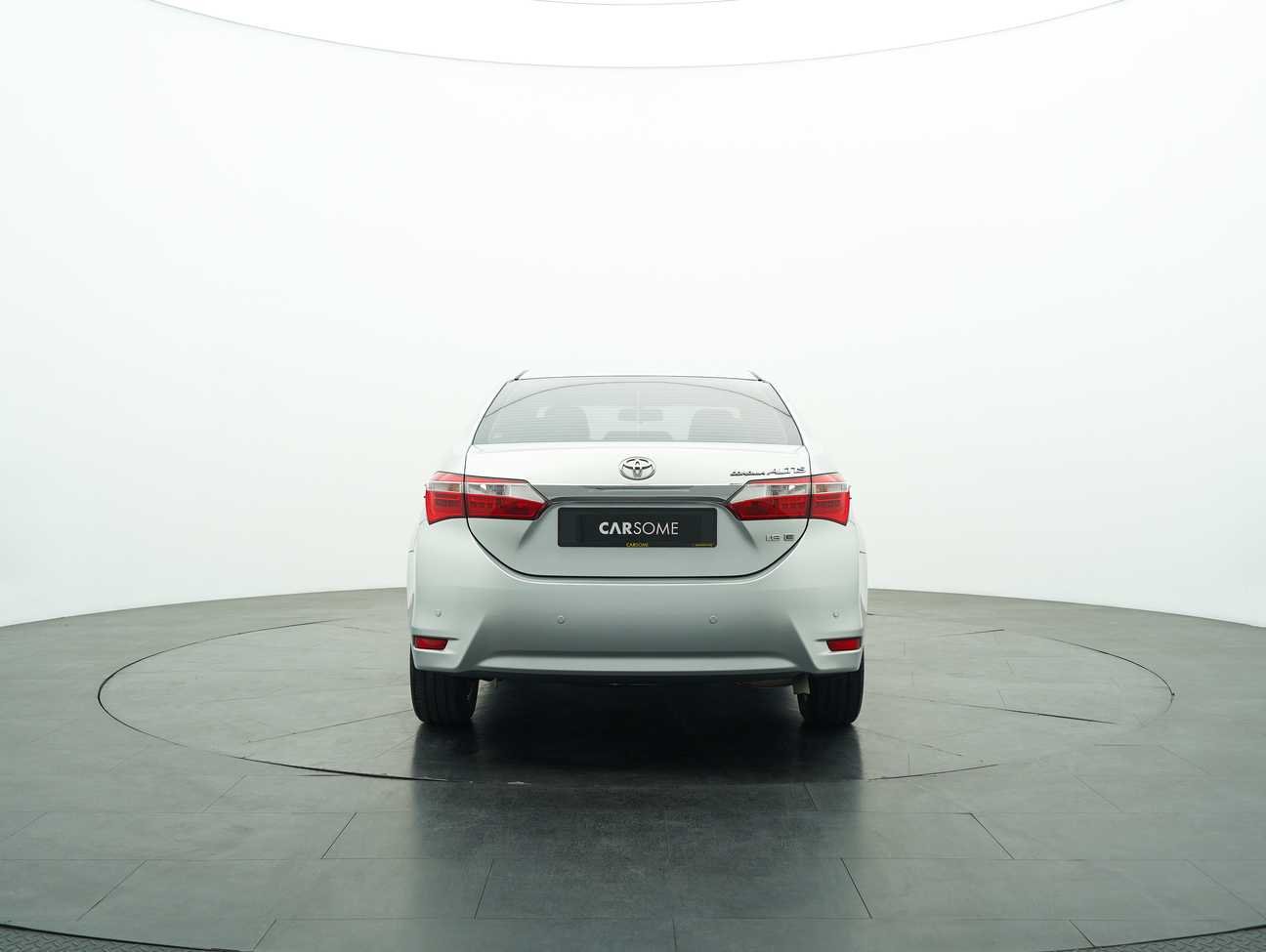 used 2015 Toyota Corolla Altis E 1.8