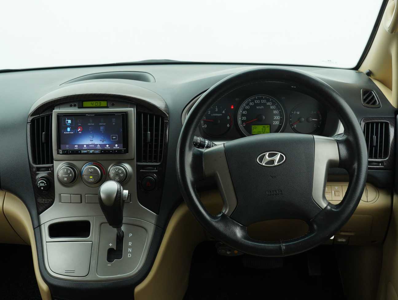 used 2015 Hyundai Grand Starex Royale GLS 2.5