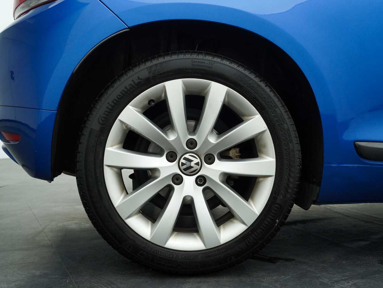 terpakai 2012 Volkswagen Scirocco TSI 1.4