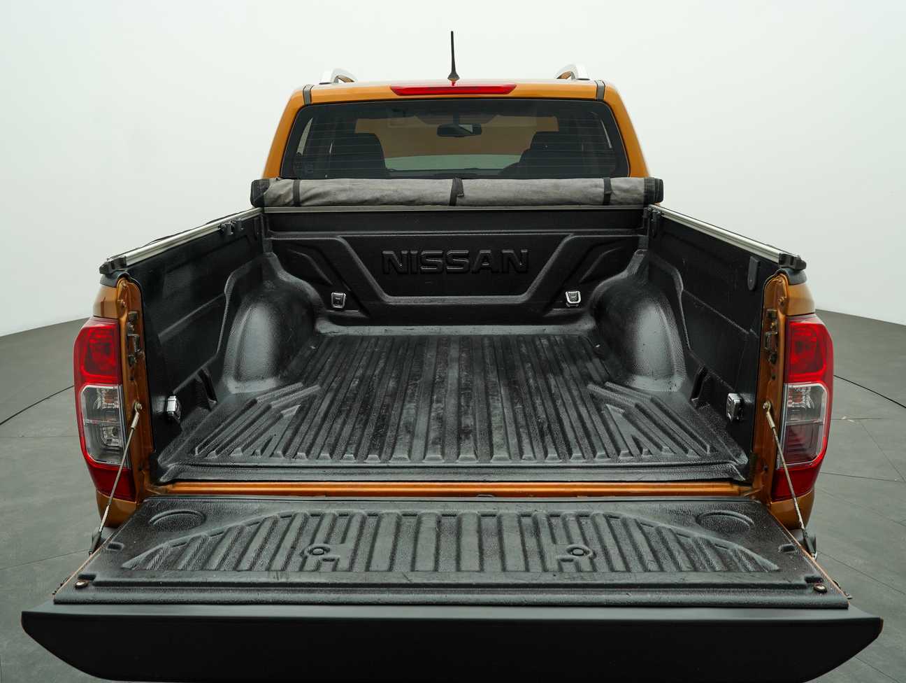 used 2019 Nissan Navara NP300 VL Dual Cab 2.5
