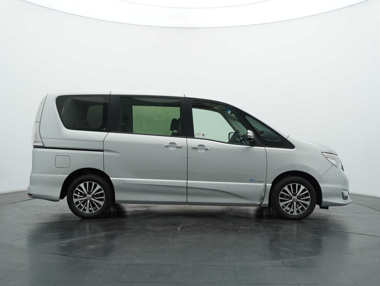 terpakai 2016 Nissan Serena S-Hybrid High-Way Star 2.0