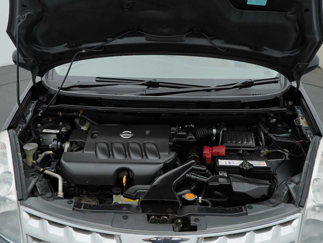 used 2010 Nissan Grand Livina Impul 1.8