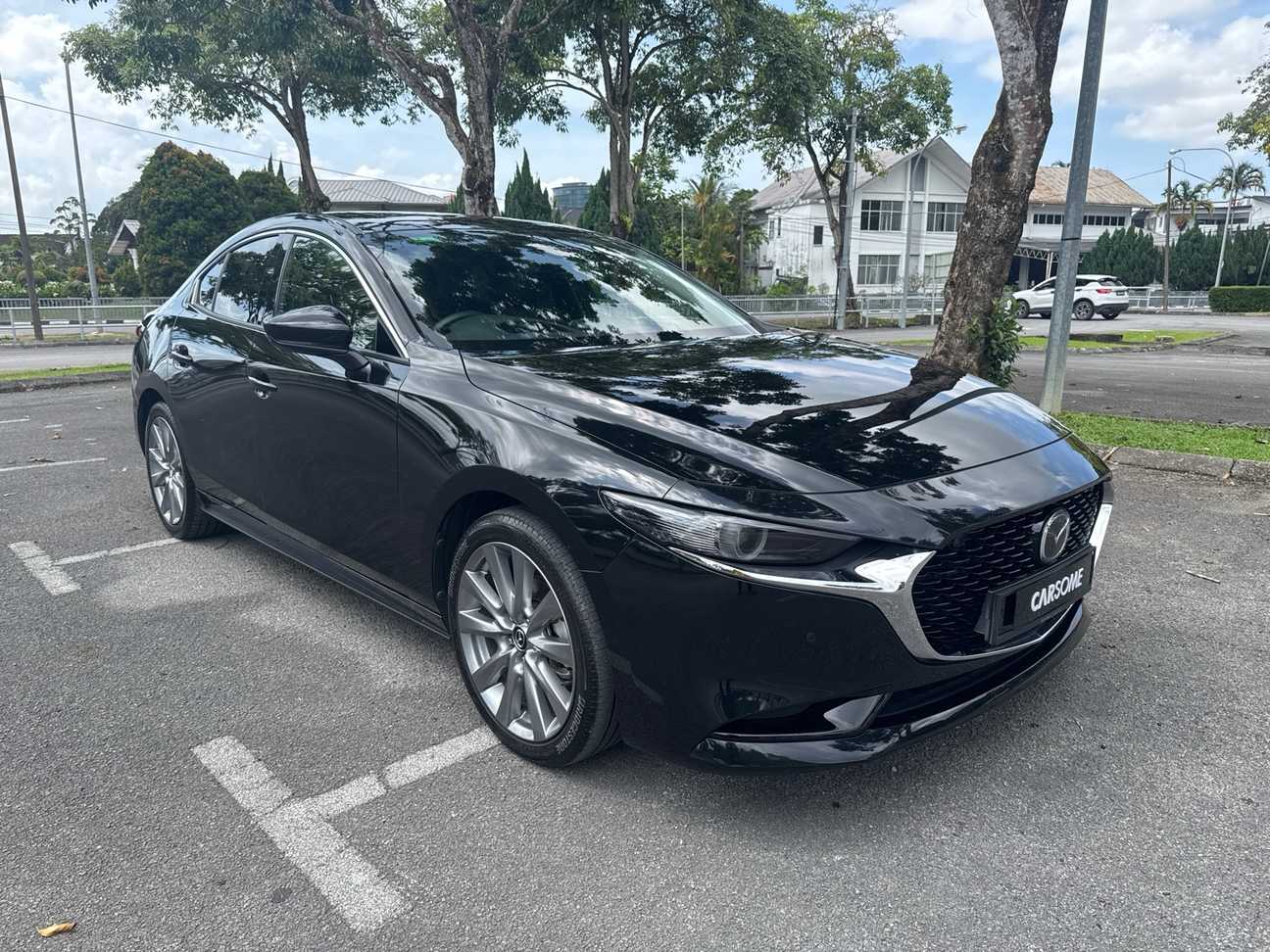 terpakai 2023 Mazda 3 SKYACTIV-G High Plus 2.0