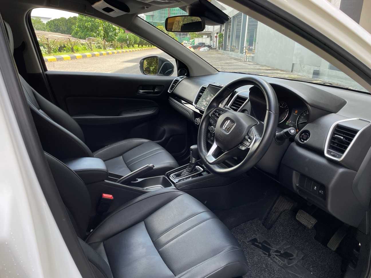 used 2023 Honda City V 1.5