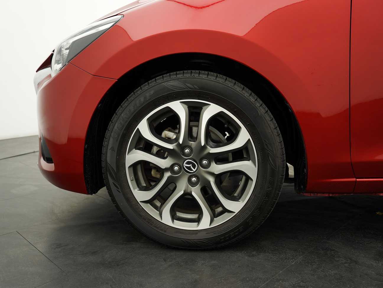 terpakai 2017 Mazda 2 SKYACTIV-G (LED Headlight with DRL) 1.5