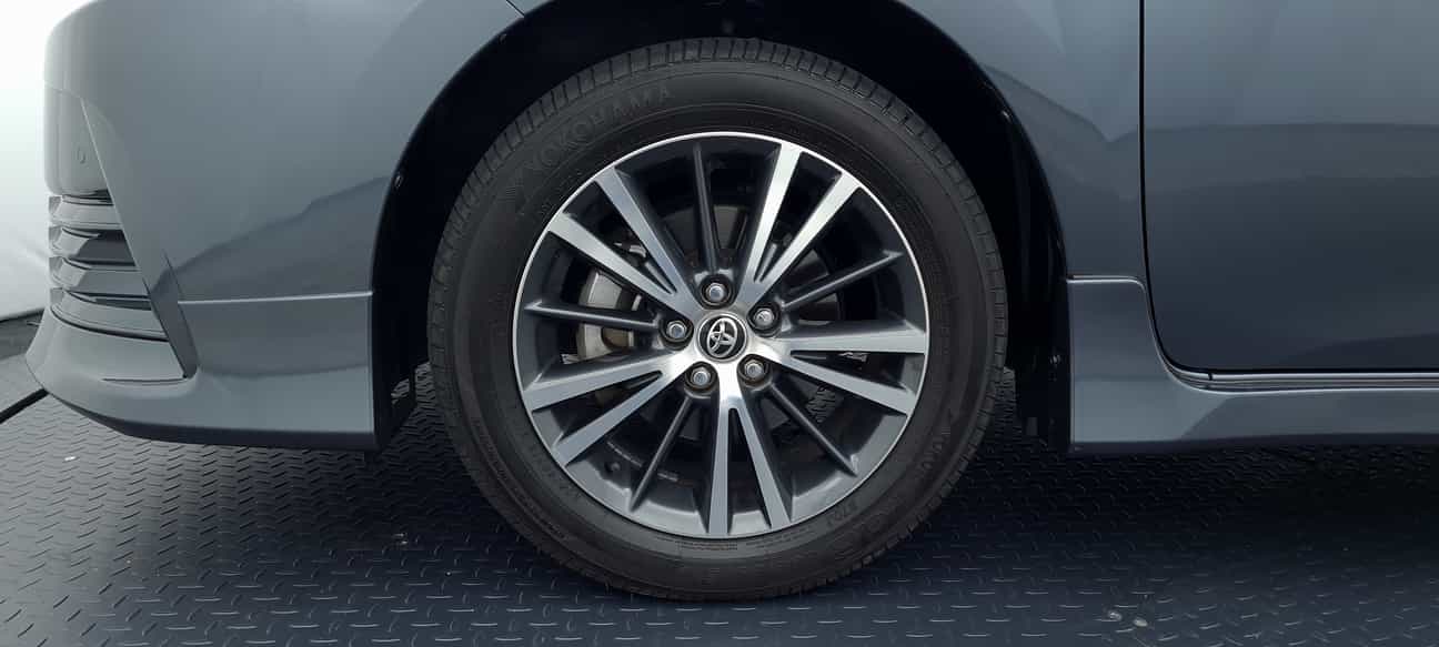 used 2018 Toyota COROLLA ALTIS G 1.8