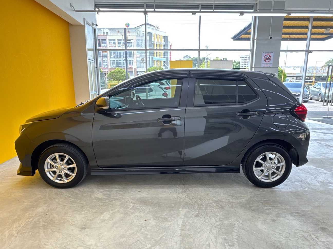 terpakai 2025 Perodua AXIA AV 1.0