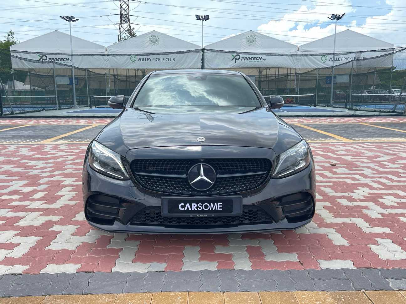 used 2018 Mercedes-Benz C300 AMG Line 2.0