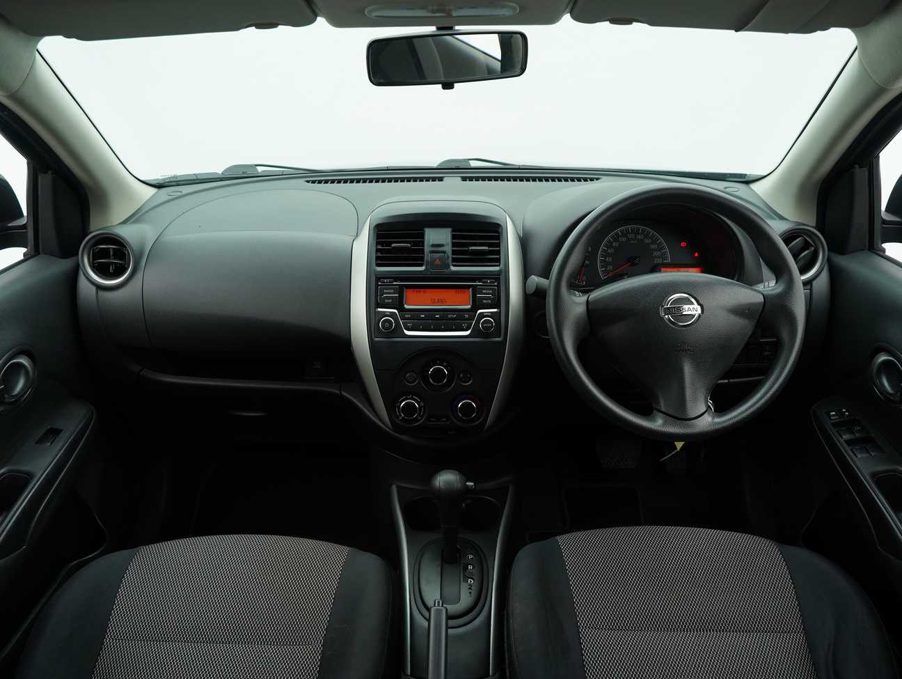 terpakai 2017 Nissan Almera E 1.5